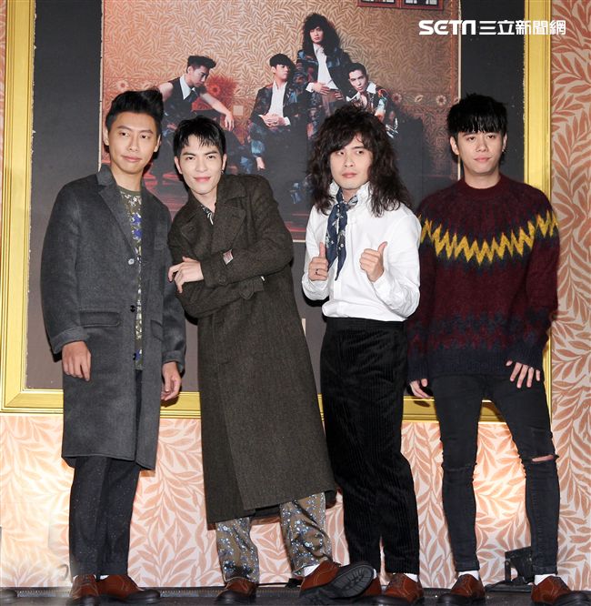 獅子合唱團2017全新專輯REPLAY正式發片。（記者邱榮吉/攝影）