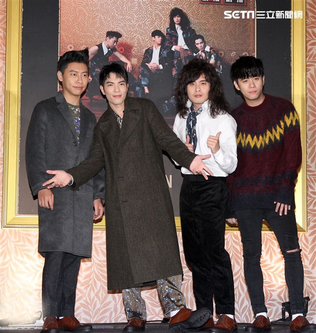 獅子合唱團2017全新專輯REPLAY正式發片。（記者邱榮吉/攝影）