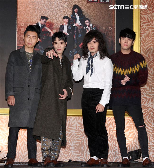 獅子合唱團2017全新專輯REPLAY正式發片。（記者邱榮吉/攝影）