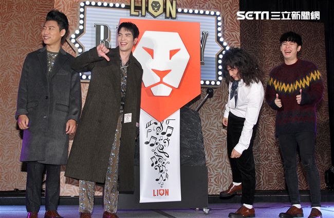 獅子合唱團2017全新專輯REPLAY正式發片。（記者邱榮吉/攝影）
