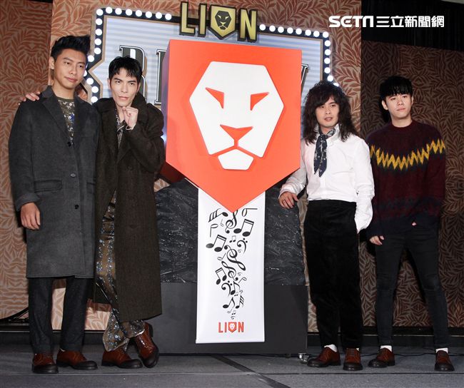 獅子合唱團2017全新專輯REPLAY正式發片。（記者邱榮吉/攝影）