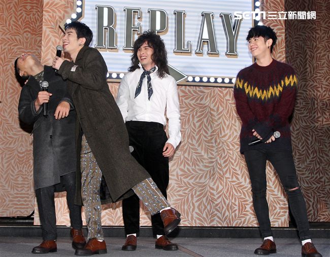 獅子合唱團2017全新專輯REPLAY正式發片。（記者邱榮吉/攝影）