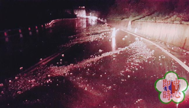 大雨引發落石　蘇花蘇澳段預警性封閉