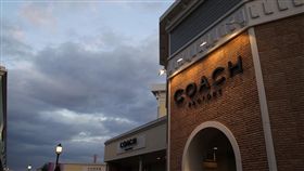 Coach
https://goo.gl/kDHHpZ