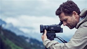 Sony FDR-AX700 Sony提供 攝影機