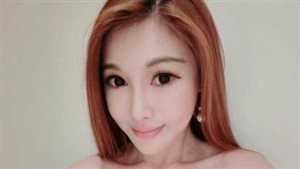 吳玟萱開直播　竟吸引900萬人觀看