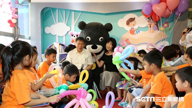「功高震主」延燒！柯挨批消費兒童