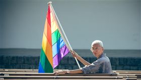 總統文化獎公布　祁家威獲社會改革獎中華文化總會13日發布新聞稿說明，第9屆總統文化獎經歷2個月徵件、3階段評選，獲獎名單正式公布，堅定推動同志平權、終獲大法官釋憲的祁家威（圖）獲「社會改革獎」。（中華文化總會提供）中央社記者汪宜儒傳真　106年10月13日