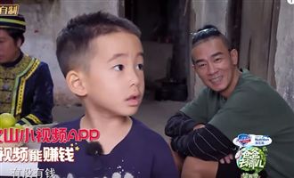 陳小春惡整小小春　網竟稱讚：教得好