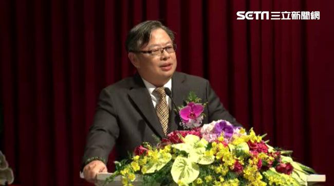 國泰證董事長朱士廷請辭　12月生效