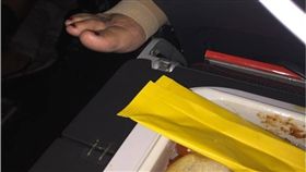 飛機,腳趾,飛機餐,澳洲航空,Reddit,乘客　圖／翻攝自Reddit