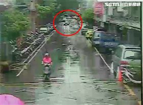 賓士,水坑,打滑,監視器