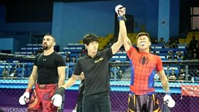 第一屆IMMAF業餘綜合格鬥RFC-WOTD 冠軍賽，武甲總合武術運動館的葉俊宏。
