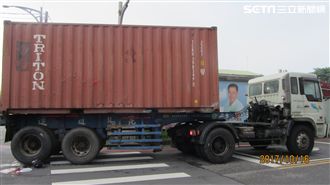未禮讓直行車？貨櫃車輾斃59歲騎士