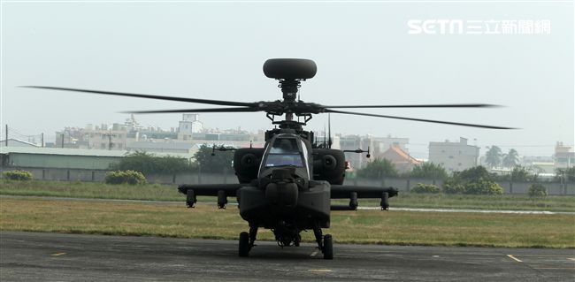 航空特戰指揮部第601旅攻擊直升機第2作戰隊AH-64E阿帕契攻擊直升機成軍。（記者邱榮吉/攝影）