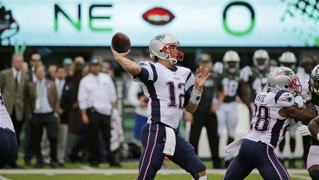 愛國者布雷迪　NFL史上季賽最多勝