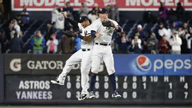 ▲洋基慶祝美聯冠軍戰第3戰的勝利。（圖／美聯社／達志影像）