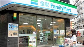 攜手全家　商店街個人賣場：取件超商數達8200店