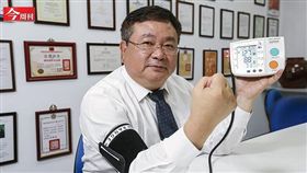 今周刊／貴10倍也熱賣！10人團隊做出血壓計界的法拉利(勿用)