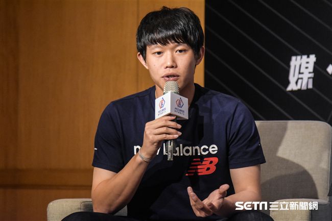 旅日投手陳冠宇返台記者會 圖／記者林敬旻攝
