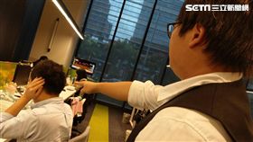 職場霸凌情況是常態還是特例？上班族面對不合理的職權欺壓時，是加倍奉還？還是默默吞下？ 　　