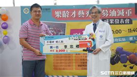 弘光科技大學教官李忠禮今年2月參加童綜合醫院舉辦的「募油大平台」減重活動，共減了20.6公斤，拿下社區組冠軍。（圖／童綜合醫院提供）