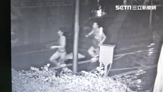 死前身影曝光！張嫌持刀追砍不罷休