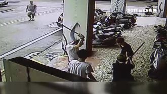 仗竹聯幫名號！暴力債團毆人還撞爛車