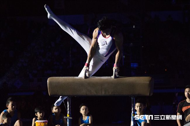 ▲106年全國運動會開幕典禮，體操國手唐嘉鴻。（圖／記者蔡宜瑾攝影）