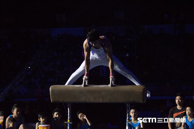 ▲106年全國運動會開幕典禮，體操國手唐嘉鴻。（圖／記者蔡宜瑾攝影）