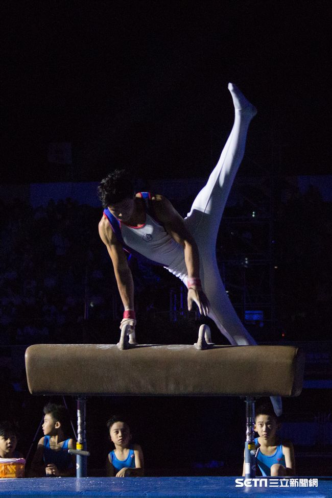▲106年全國運動會開幕典禮，體操國手唐嘉鴻。（圖／記者蔡宜瑾攝影）