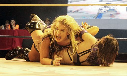 Stardom女子摔角聯盟台灣大賽冠軍賽。（記者邱榮吉/攝影）