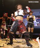 台灣史上第一次日本女子摔角聯盟StardomVS大江戶隊，6人大混戰。（記者邱榮吉/攝影）