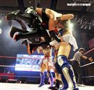 台灣史上第一次日本女子摔角聯盟StardomVS大江戶隊，6人大混戰。（記者邱榮吉/攝影）