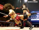 台灣史上第一次日本女子摔角聯盟StardomVS大江戶隊，6人大混戰。（記者邱榮吉/攝影）
