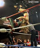 台灣史上第一次日本女子摔角聯盟StardomVS大江戶隊，6人大混戰。（記者邱榮吉/攝影）