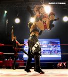台灣史上第一次日本女子摔角聯盟StardomVS大江戶隊，6人大混戰。（記者邱榮吉/攝影）