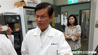 現在忙什麼？翁啟惠與「線蟲」為伍