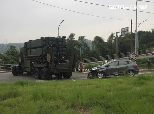 空軍飛彈車車禍？網友：全連洞八退伍