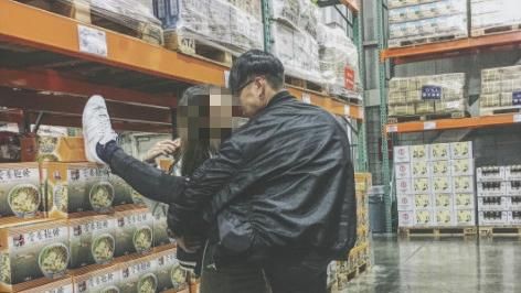 好市多腿咚女友挨轟　男發文反嗆酸民