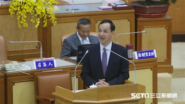 遷戶籍選台北市長？朱神回　議員語塞