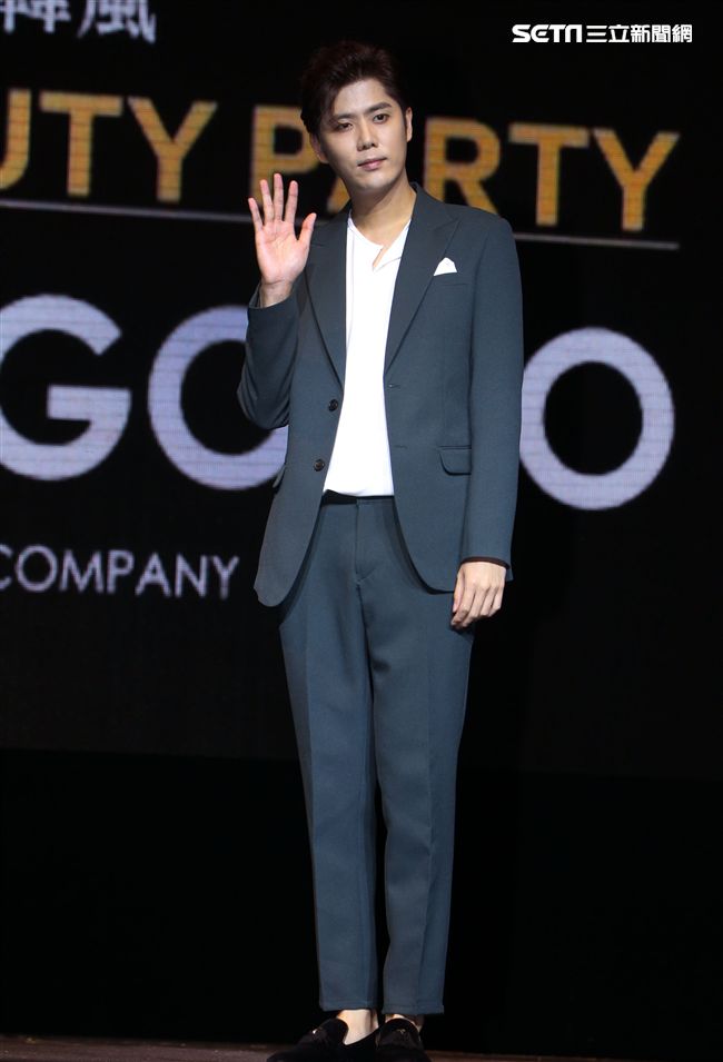 韓星SS301金奎鐘為「韓魅力」活動來台站台。（記者邱榮吉/攝影）