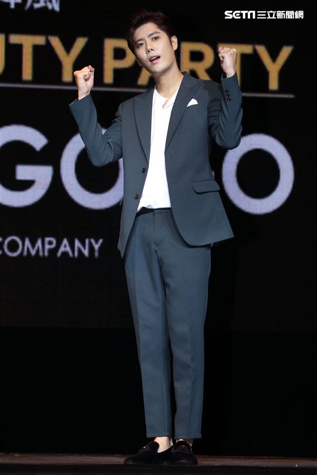 韓星SS301金奎鐘為「韓魅力」活動來台站台。（記者邱榮吉/攝影）