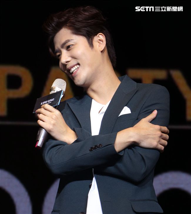 韓星SS301金奎鐘為「韓魅力」活動來台站台。（記者邱榮吉/攝影）