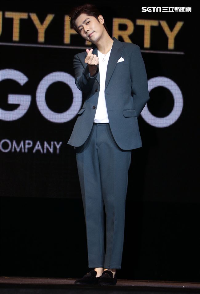 韓星SS301金奎鐘為「韓魅力」活動來台站台。（記者邱榮吉/攝影）