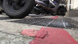 紅線藏「陷阱」　民眾臨停慘吃罰單