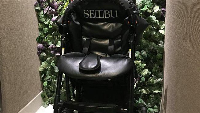 嬰兒車被客人A走　西武百貨回應了！