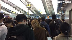 日本機場滿滿人潮

廖貞嵐攝