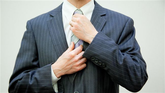 突私訊要他匯款　友人：我幫你買衣服