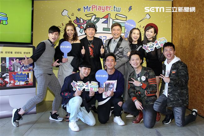 吳宗憲出席好玩網站開站掛牌儀式。（記者邱榮吉/攝影）